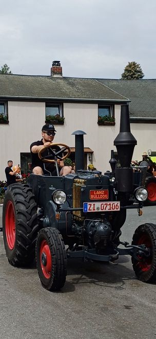 Lanzcluc Dobranitz Thomas Krahl und seine Freunde - Die Lanz-Bulldog-Maschinen aus Mannheim waren von 1920 - 1950 die dominierenden Zugmaschinen in der Landwirtschaft